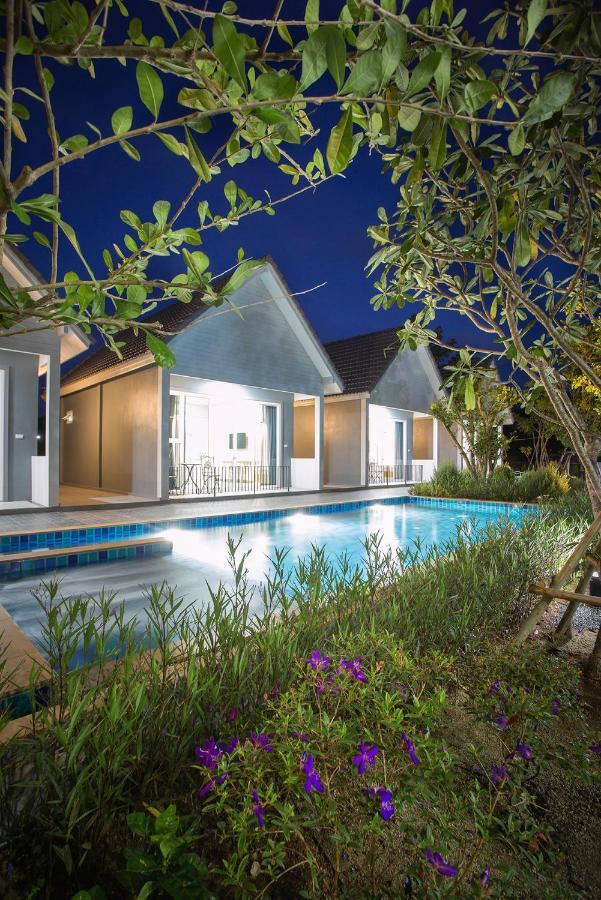 Baan Phurit Khaoyai Hotel Pakcsong Kültér fotó