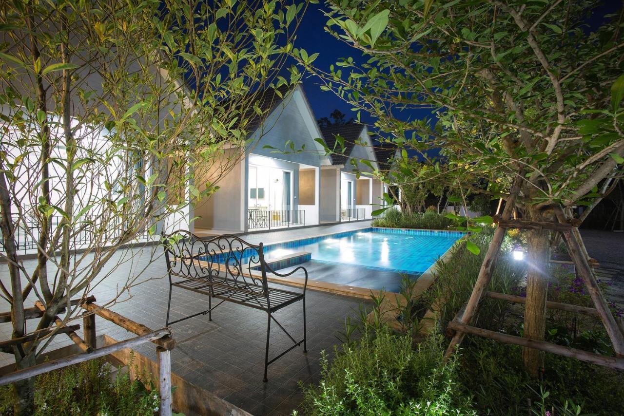 Baan Phurit Khaoyai Hotel Pakcsong Kültér fotó